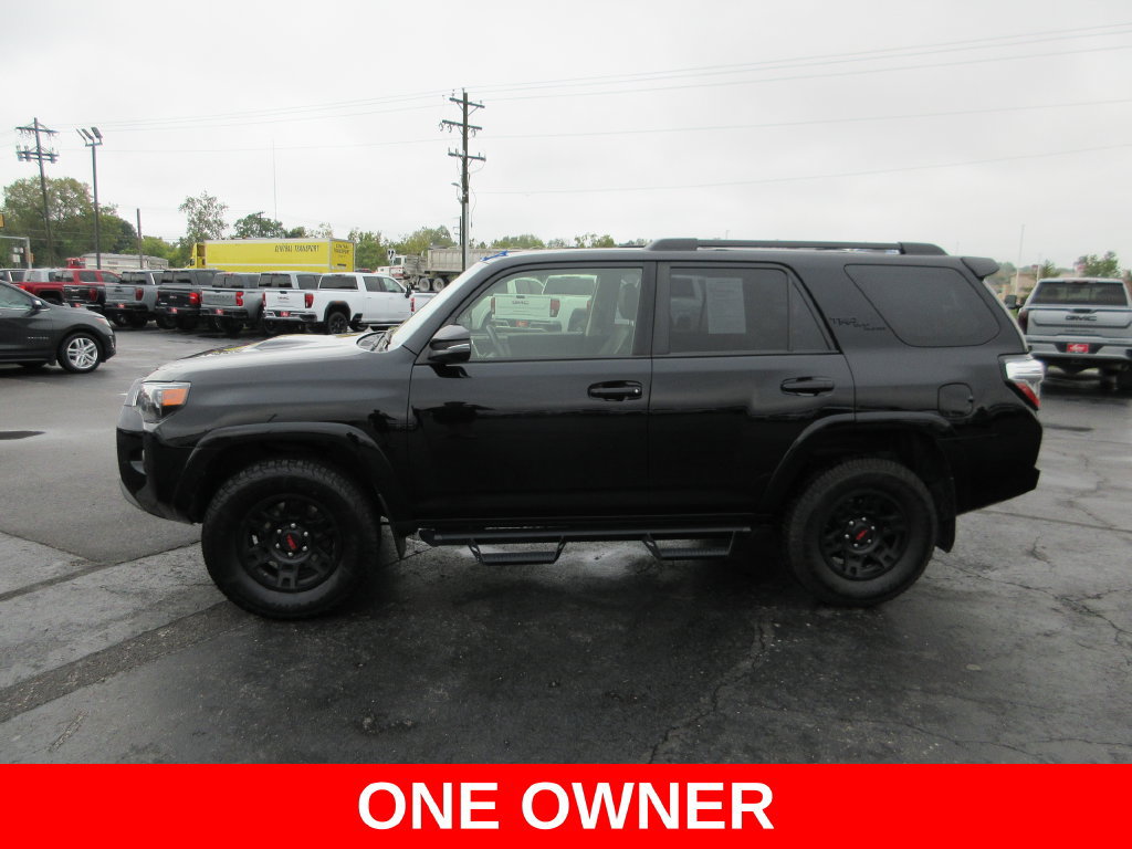 Used 2021 Toyota 4Runner TRD Off-Road Premium AWD/4WD image 11
