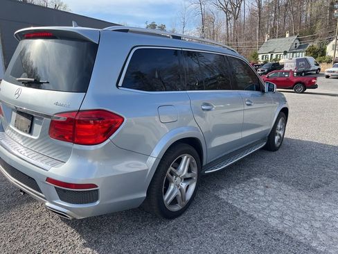 Used 2016 Mercedes-Benz GL 550 4MATIC image 15