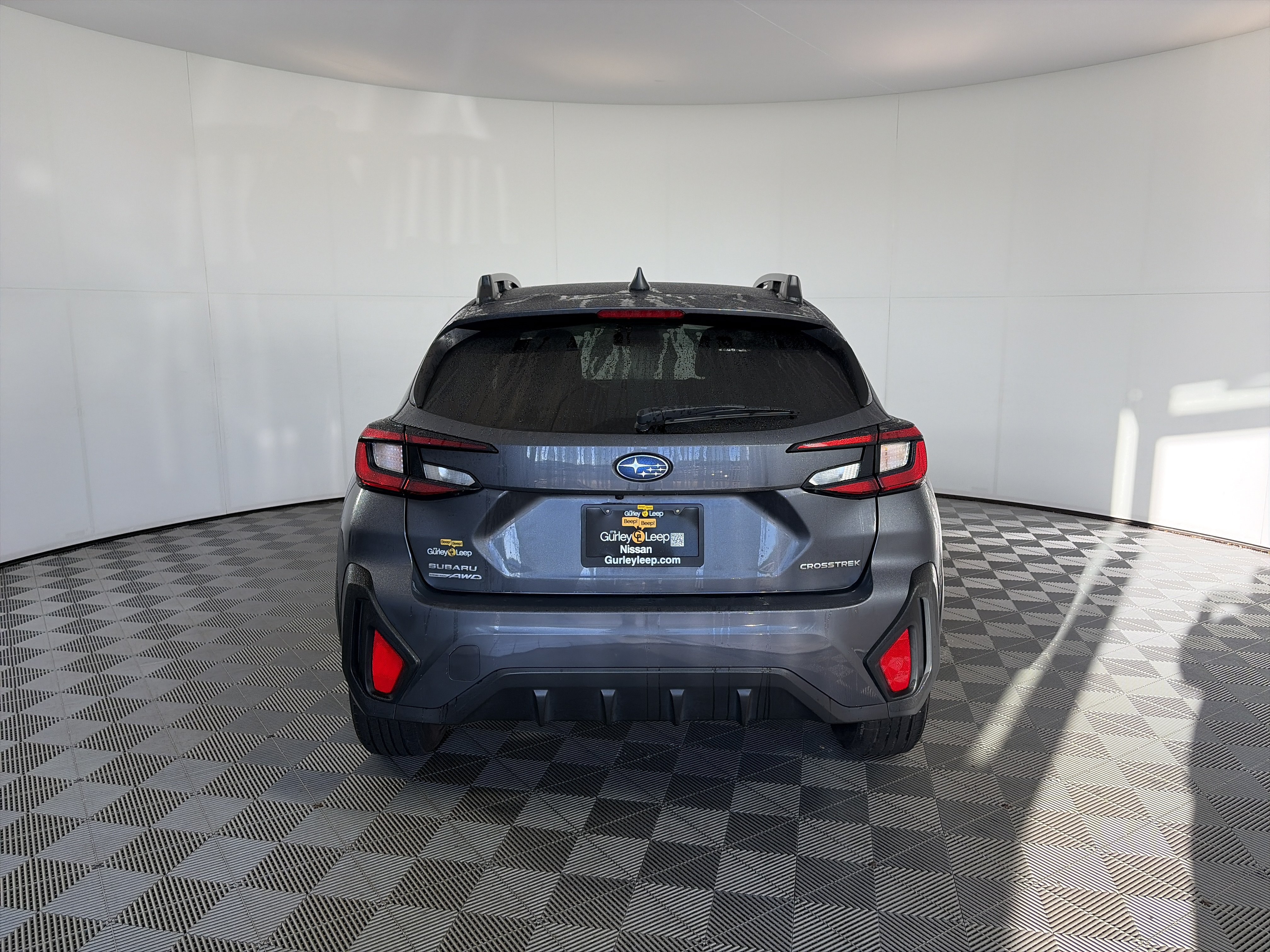 Used 2025 Subaru Crosstrek 2.5i Premium AWD/4WD image 9
