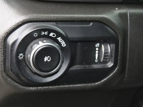 Used 2023 Jeep Wrangler Unlimited Sport AWD/4WD image 12