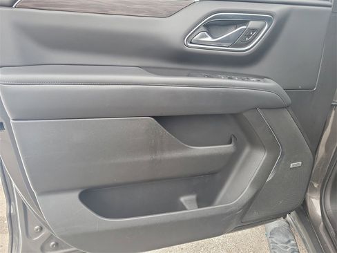 Used 2021 Chevrolet Tahoe Z71 image 21