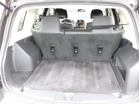 Used 2015 Jeep Patriot Limited AWD/4WD image 21