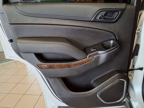 Used 2019 Chevrolet Tahoe LT RWD image 20