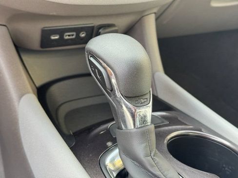 Used 2023 Chevrolet Malibu LS FWD image 20