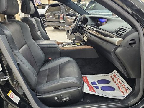 Used 2017 Lexus LS 460 w/ F Sport Midnight Edition image 21