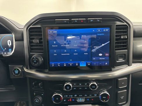 Used 2022 Ford F150 Lariat w/ Equipment Group 502A High image 40