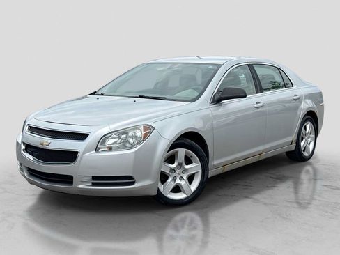 Used 2009 Chevrolet Malibu LS FWD image 1