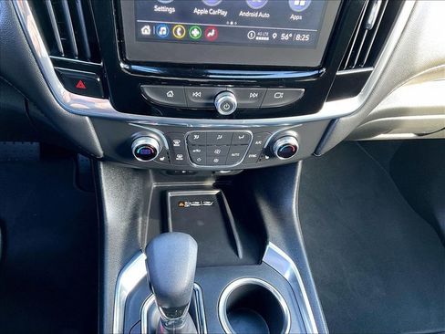 Used 2023 Chevrolet Traverse LT AWD/4WD image 28