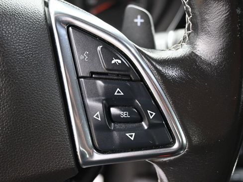 Used 2023 Chevrolet Camaro LT RWD image 17