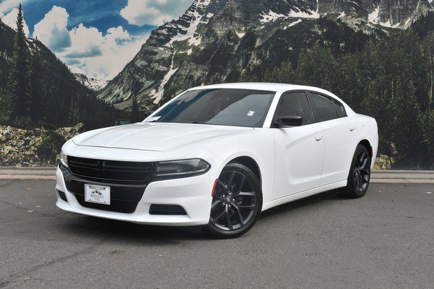 Used 2020 Dodge Charger SXT w/ Blacktop Package RWD image 6
