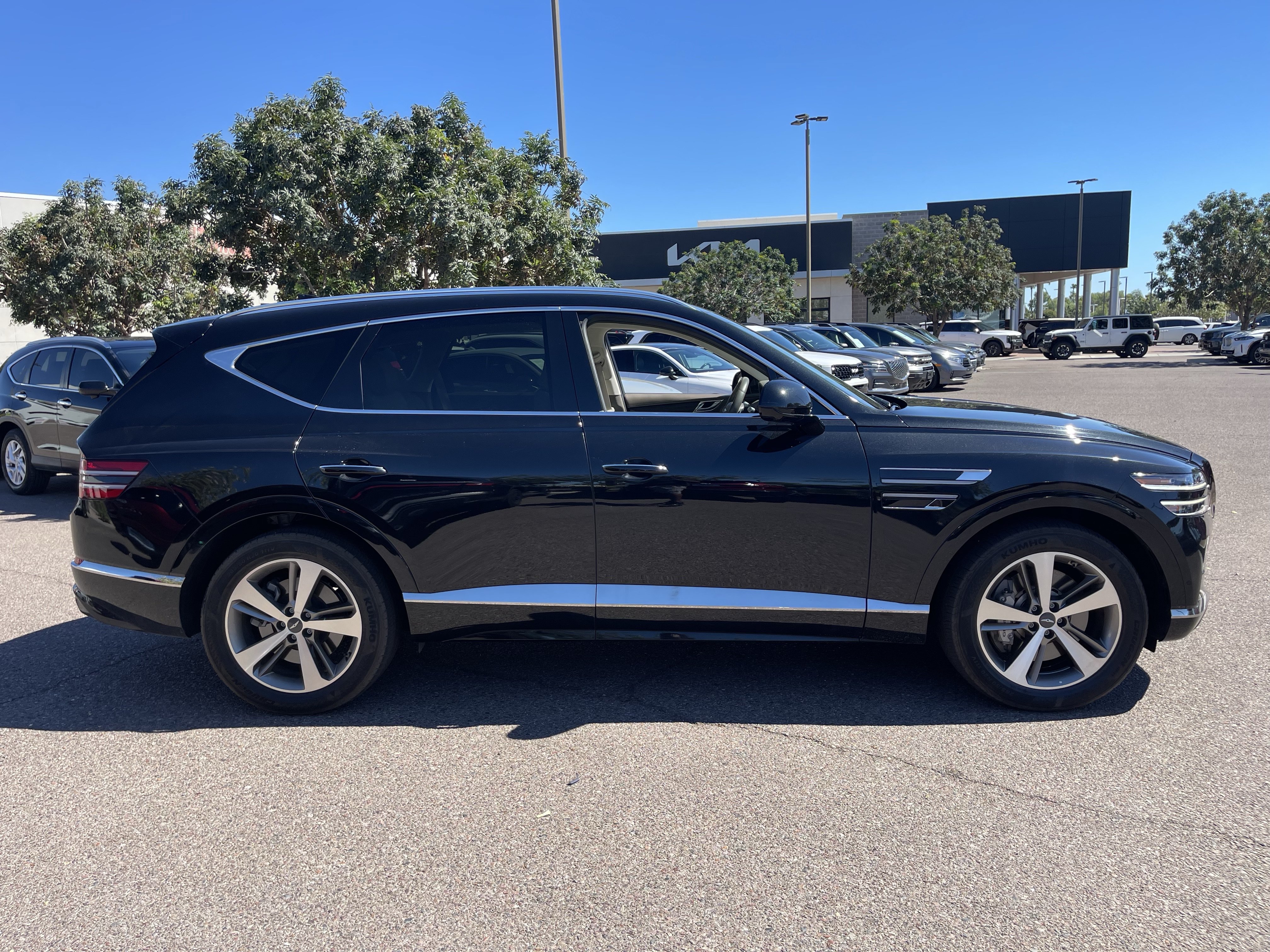 Used 2021 Genesis GV80 3.5T w/ Advanced Package 06 AWD/4WD image 6
