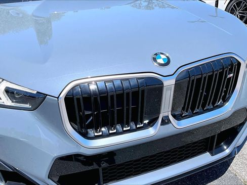 Certified 2025 BMW X1 M35i AWD/4WD image 30