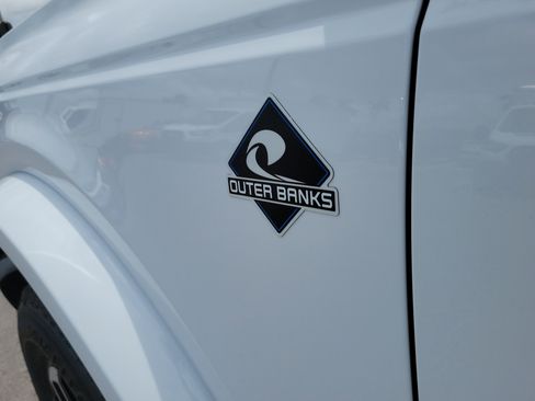 New 2026 Ford Bronco Outer Banks AWD/4WD image 8