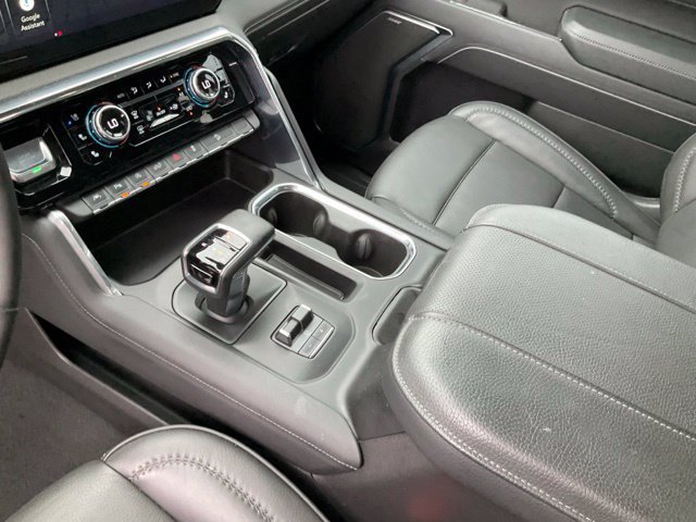 Used 2026 GMC Sierra 1500 Denali w/ Technology Package AWD/4WD image 17