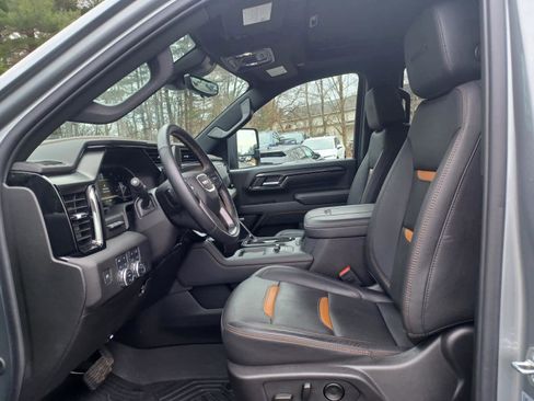Used 2024 GMC Sierra 2500 AT4 w/ AT4 Premium Plus Package image 7