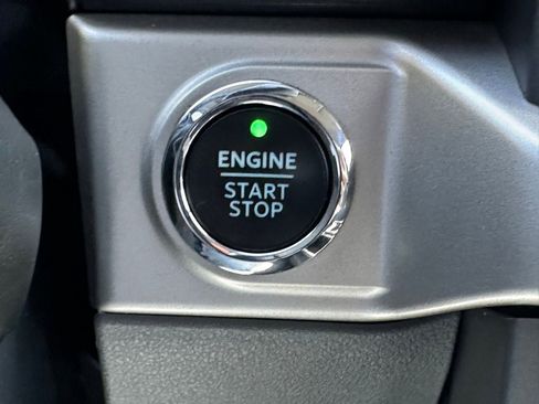 Used 2021 Ford F150 XLT w/ Equipment Group 302A High image 26