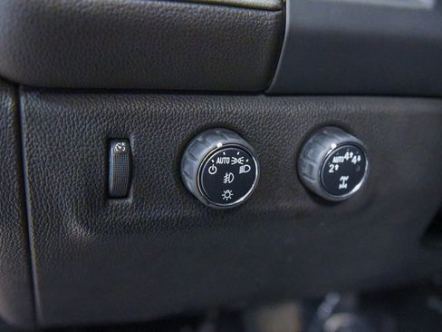 Used 2021 GMC Canyon Elevation image 17