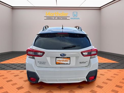 Used 2022 Subaru Crosstrek 2.0i image 4