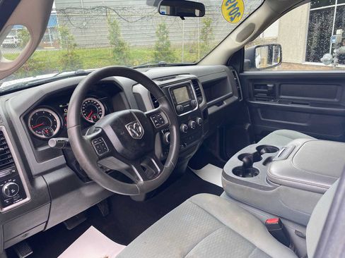 Used 2019 RAM 1500 Express w/ Express Value Package AWD/4WD image 7