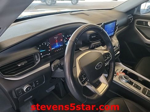 Used 2022 Ford Explorer XLT w/ Equipment Group 202A image 14