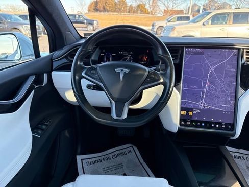 Used 2020 Tesla Model X Long Range image 13