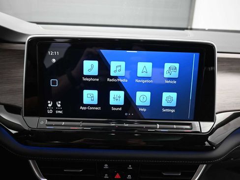 Used 2025 Volkswagen Atlas SEL Premium R-Line image 12