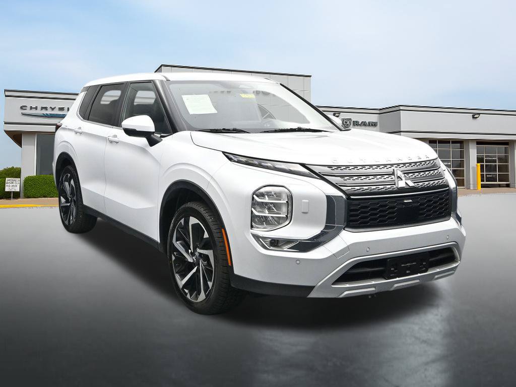 Used 2024 Mitsubishi Outlander SE AWD/4WD image 7