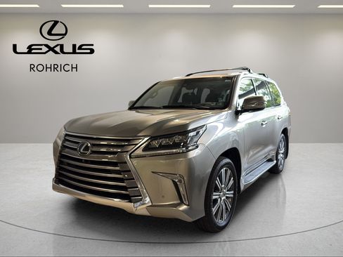 Used 2016 Lexus LX 570 4WD w/ Luxury Package image 1