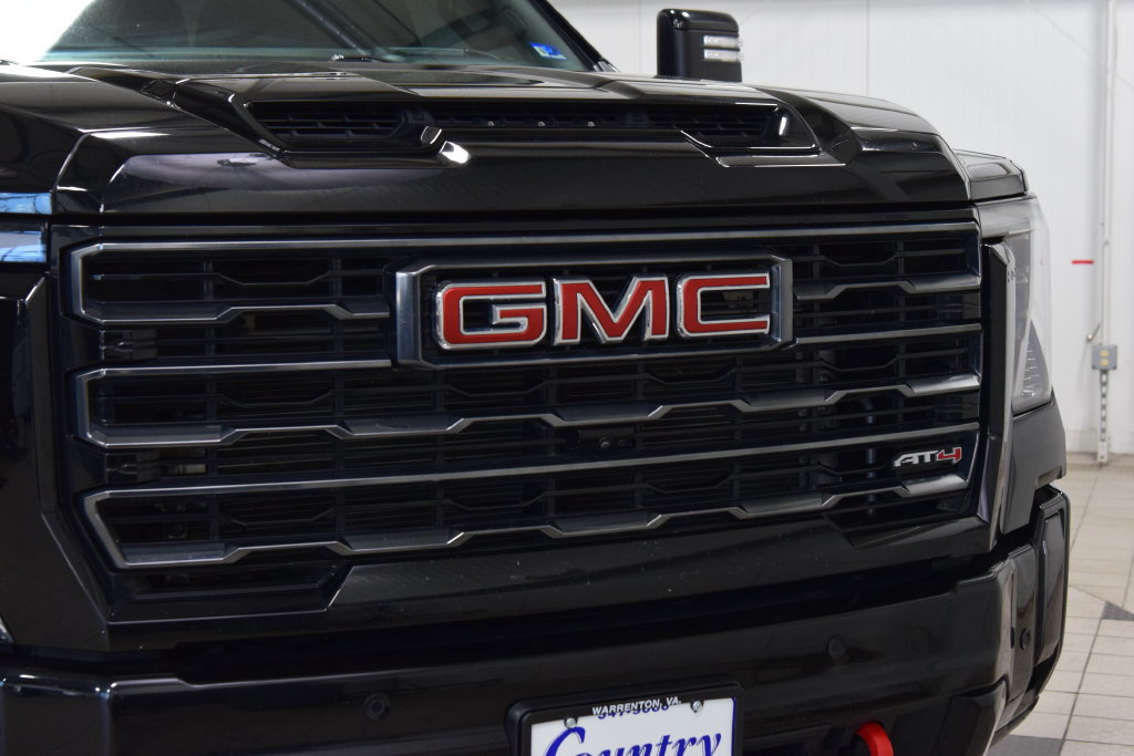 Used 2024 GMC Sierra 2500 AT4 w/ AT4 Premium Plus Package AWD/4WD image 11
