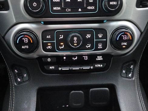 Used 2018 GMC Yukon XL SLT w/ Open Road Package image 16