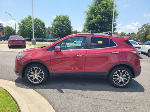 Used 2018 Buick Encore Sport Touring w/ Safety Package FWD image 6