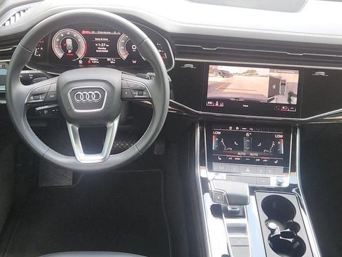 Used 2025 Audi Q7 3.0T Premium w/ Convenience Package AWD/4WD image 23