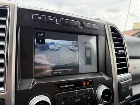 Used 2017 Ford F250 Platinum w/ Platinum Ultimate Package image 39