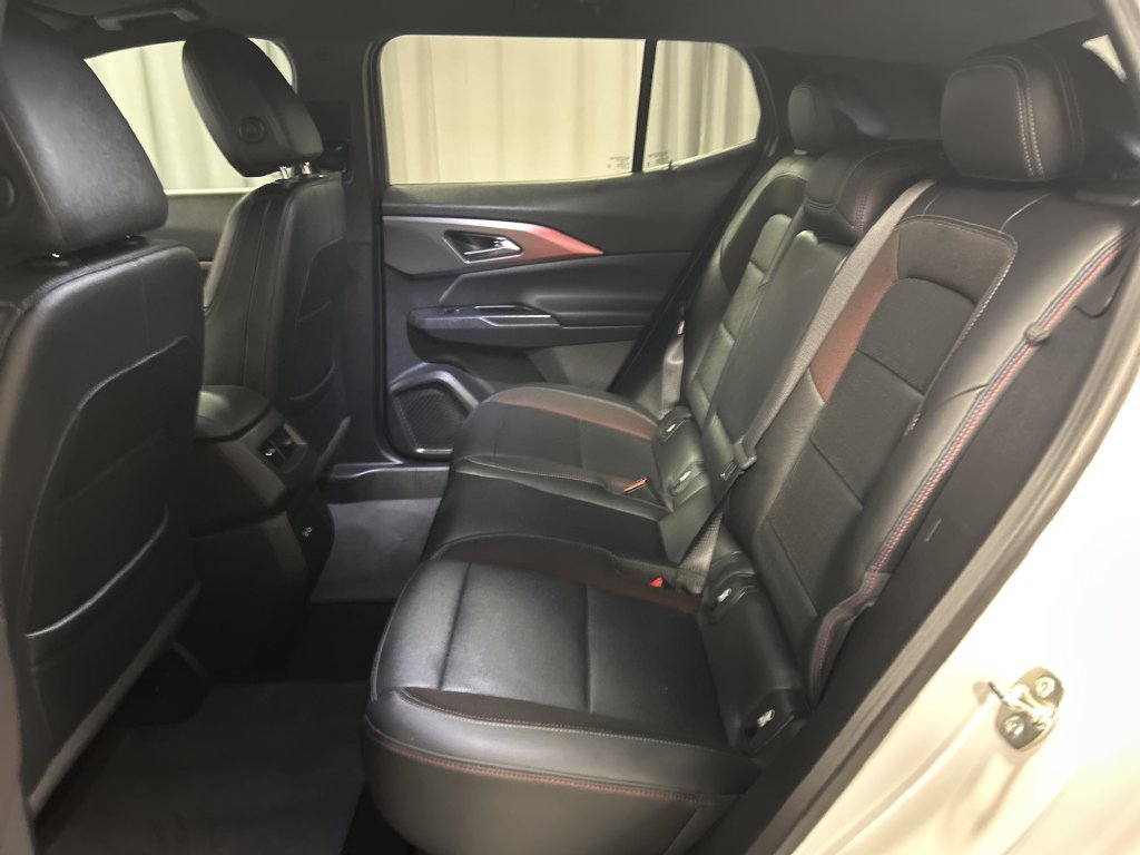 Used 2024 Chevrolet Equinox EV RS FWD image 23