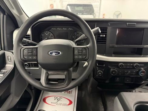 New 2026 Ford F250 XL w/ XL Chrome Package image 17