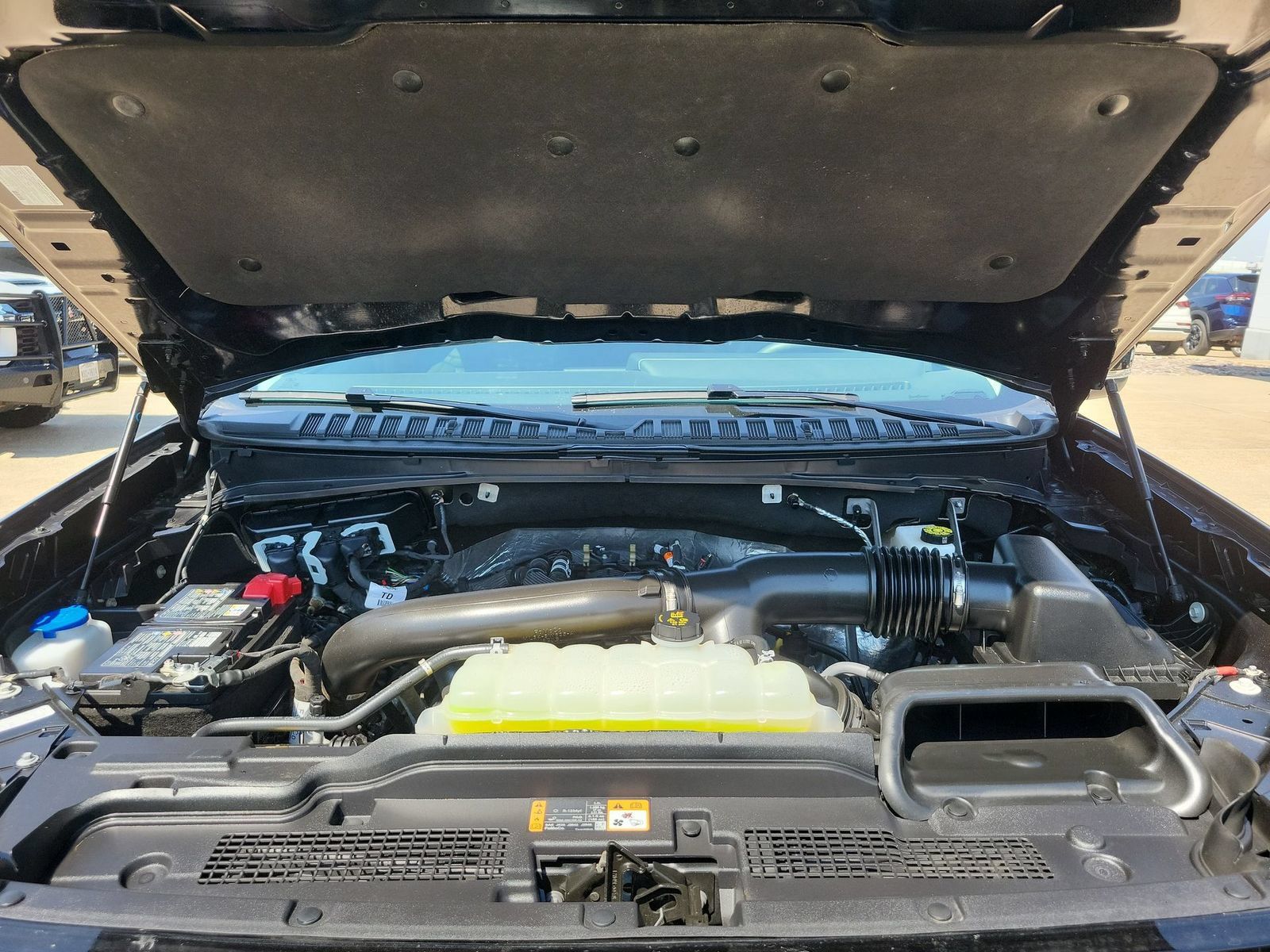 Used 2026 Ford Expedition Active AWD/4WD image 28