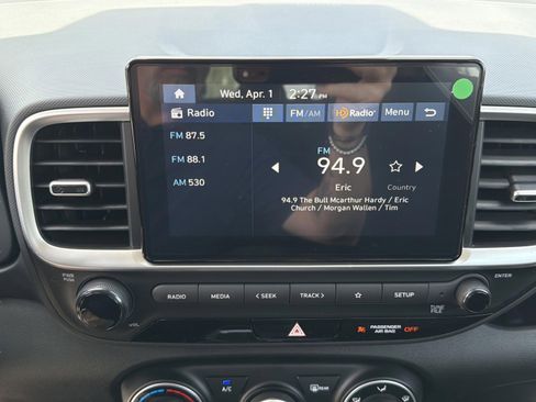 New 2026 Hyundai Venue SE FWD image 15