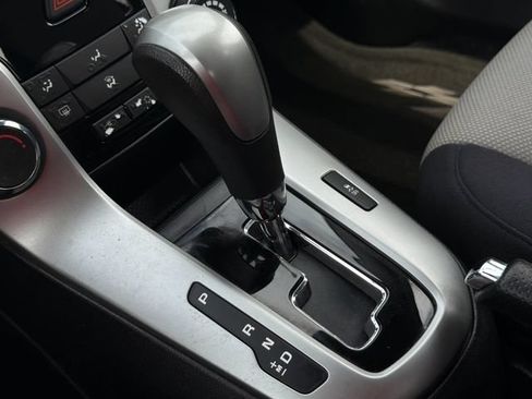 Used 2014 Chevrolet Cruze LS FWD image 20
