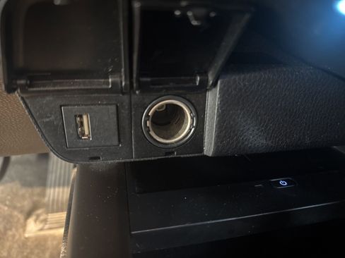 Used 2023 Toyota Camry XSE image 26