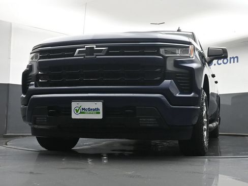 Used 2023 Chevrolet Silverado 1500 RST w/ Z71 Off-Road Package AWD/4WD image 7