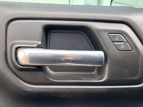 Used 2022 Chevrolet Silverado 1500 Custom w/ Rally Edition image 8