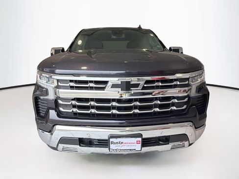 Used 2022 Chevrolet Silverado 1500 LTZ AWD/4WD image 2
