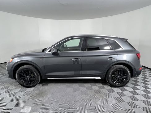 Used 2022 Audi Q5 2.0T Premium w/ Convenience Package image 9