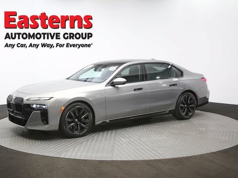 Used 2023 BMW 760i xDrive w/ Executive Package AWD/4WD image 61