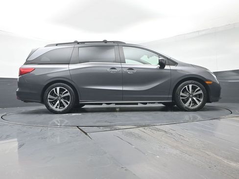 Certified 2022 Honda Odyssey Touring image 40