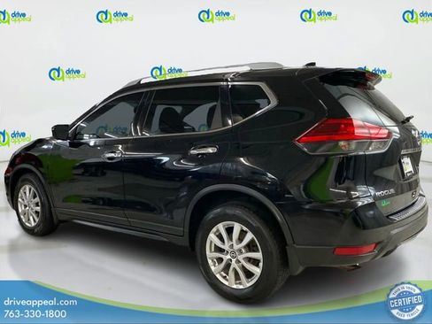 Used 2017 Nissan Rogue SV image 8