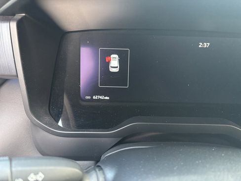 Used 2023 Toyota Sequoia Platinum image 13