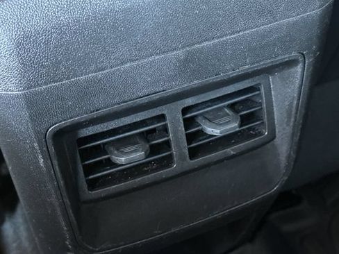 Used 2025 Chevrolet Colorado Trail Boss AWD/4WD image 42