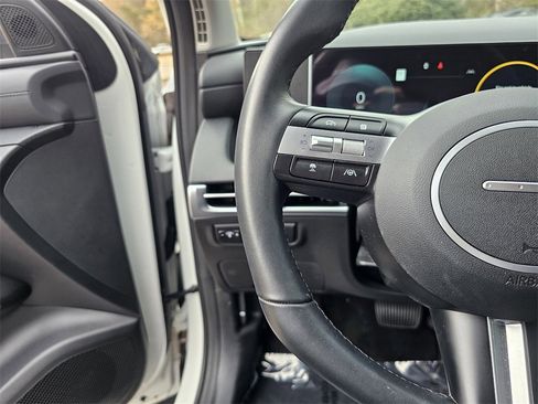 Certified 2025 Hyundai Tucson SEL image 24