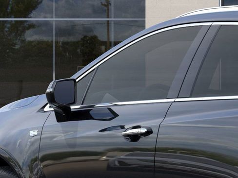 New 2026 Cadillac XT5 Luxury image 12